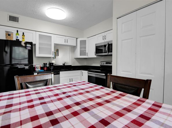 260 NW 76th Ave 207, Margate FL 33063