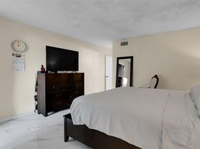 260 NW 76th Ave 207, Margate FL 33063