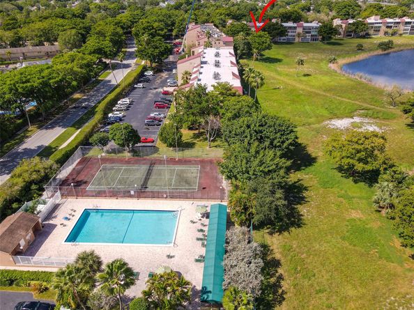 260 NW 76th Ave 207, Margate FL 33063