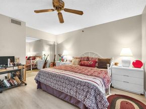 7178 Promenade Dr 202, Boca Raton FL 33433