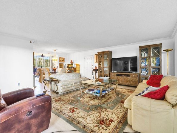 7178 Promenade Dr 202, Boca Raton FL 33433