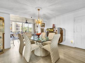 7178 Promenade Dr 202, Boca Raton FL 33433