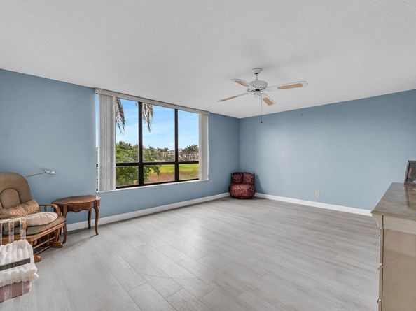 7178 Promenade Dr 202, Boca Raton FL 33433