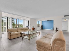 7178 Promenade Dr 202, Boca Raton FL 33433
