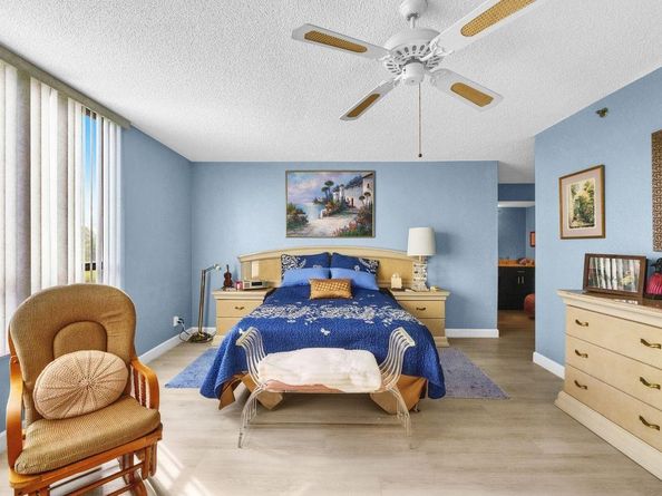 7178 Promenade Dr 202, Boca Raton FL 33433