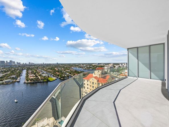 153 N Seabreeze Blvd 1902S, Fort Lauderdale FL 33304