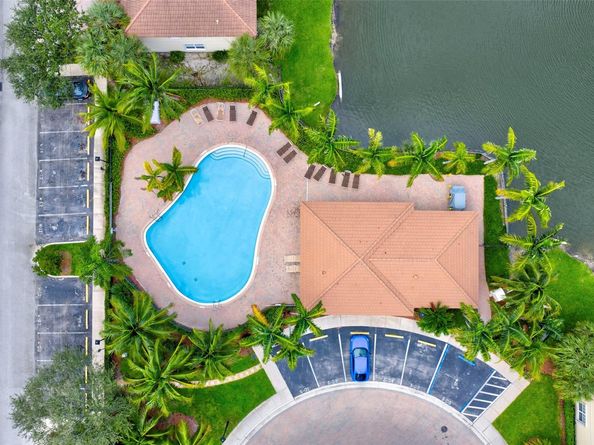 3230 NW 32nd Terrace 3230, Oakland Park FL 33309