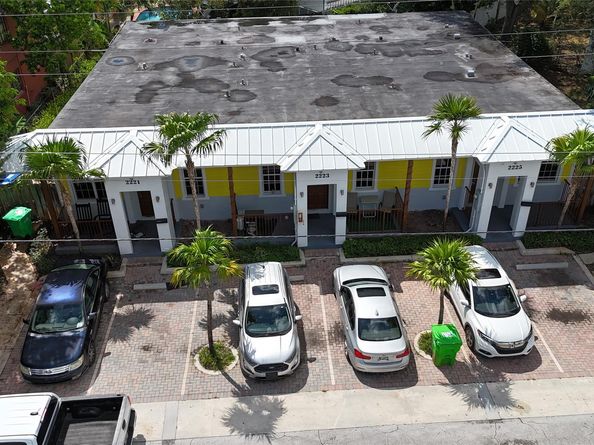 2221 NW 64th Ave, Sunrise FL 33313