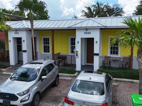 2221 NW 64th Ave, Sunrise FL 33313