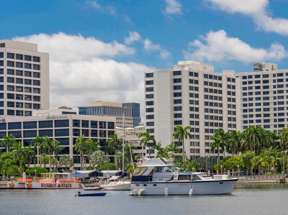 1551 N Flagler Drive Uph 8, West Palm Beach FL 33401