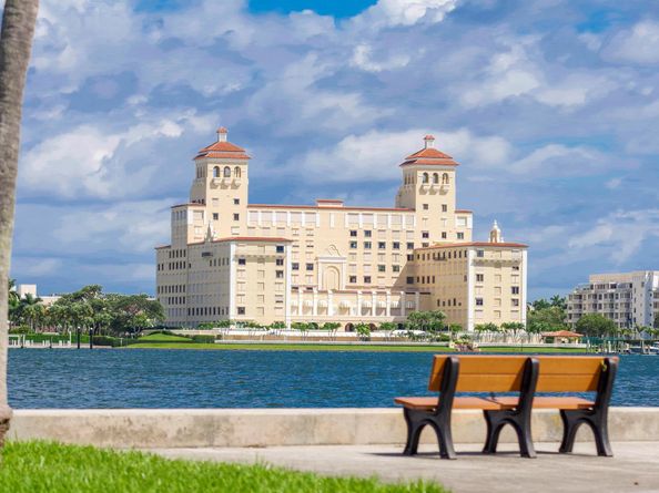 1551 N Flagler Drive Uph 8, West Palm Beach FL 33401