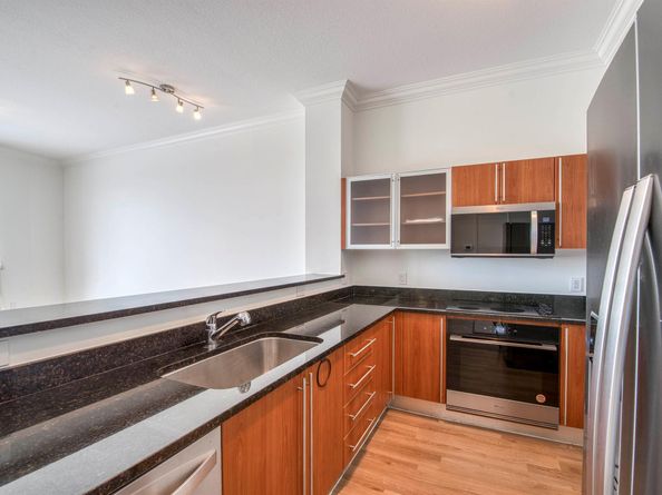 1551 N Flagler Drive Uph 8, West Palm Beach FL 33401