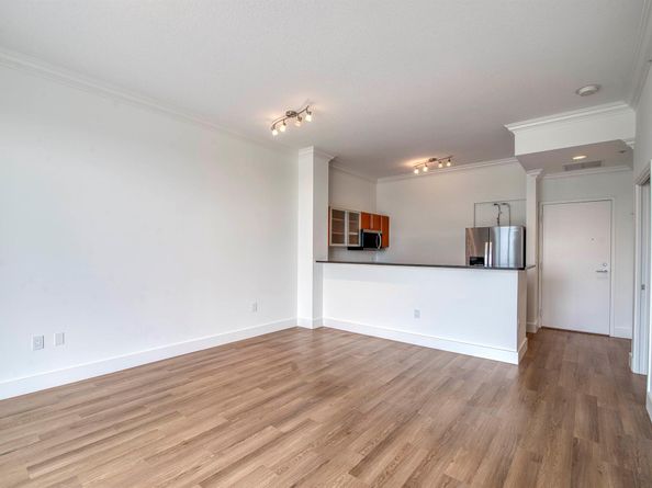 1551 N Flagler Drive Uph 8, West Palm Beach FL 33401