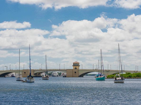 1551 N Flagler Drive Uph 8, West Palm Beach FL 33401