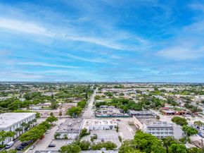 1551 N Flagler Drive Uph 8, West Palm Beach FL 33401