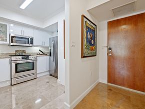 2011 N Ocean Blvd 206, Fort Lauderdale FL 33305