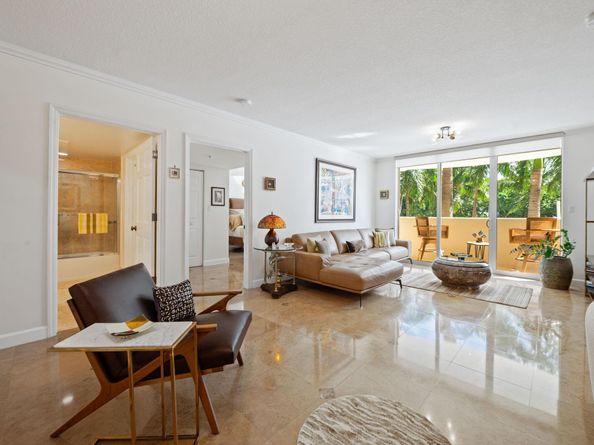 2011 N Ocean Blvd 206, Fort Lauderdale FL 33305