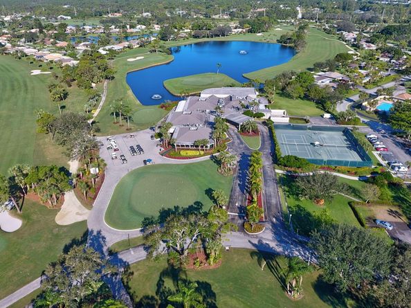 13872 Greensview Drive, Palm Beach Gardens FL 33418