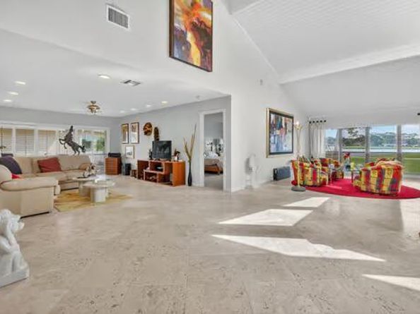 13872 Greensview Drive, Palm Beach Gardens FL 33418