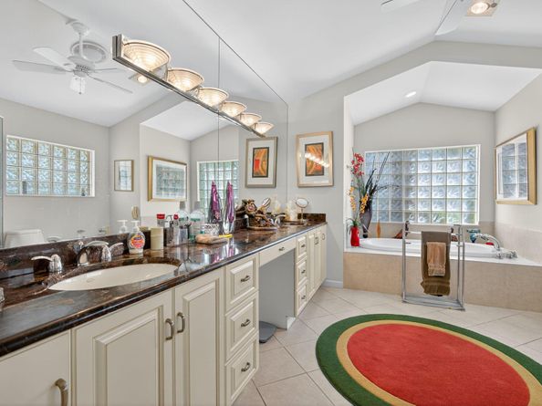 13872 Greensview Drive, Palm Beach Gardens FL 33418