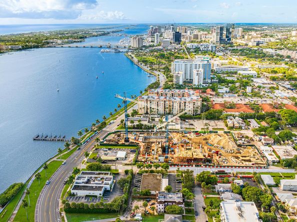 1919 N Flagler Drive 813, West Palm Beach FL 33407