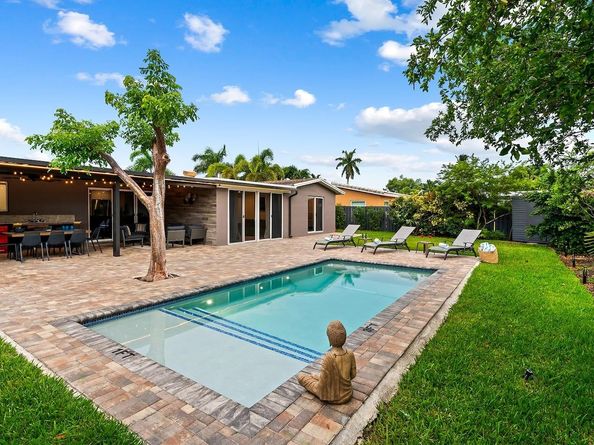 4311 NE 15th Ave, Oakland Park FL 33334