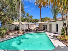 1580 NE 35th St, Oakland Park FL 33334
