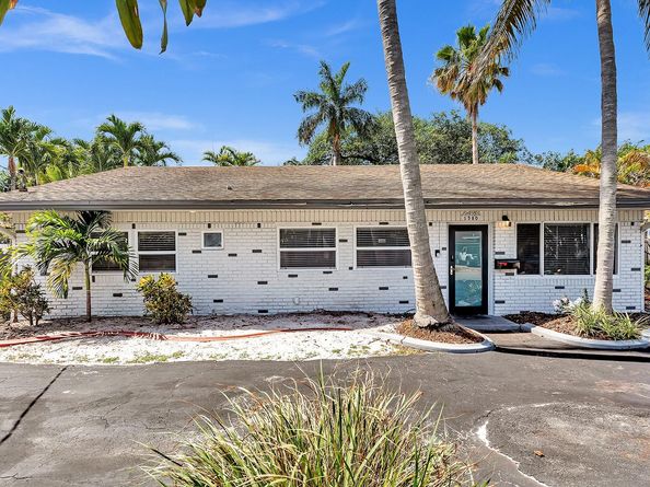 1580 NE 35th St, Oakland Park FL 33334