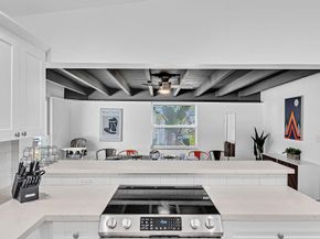 1580 NE 35th St, Oakland Park FL 33334