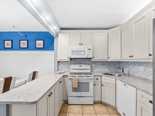 234 Pine Hov Circle B1, Greenacres FL 33463