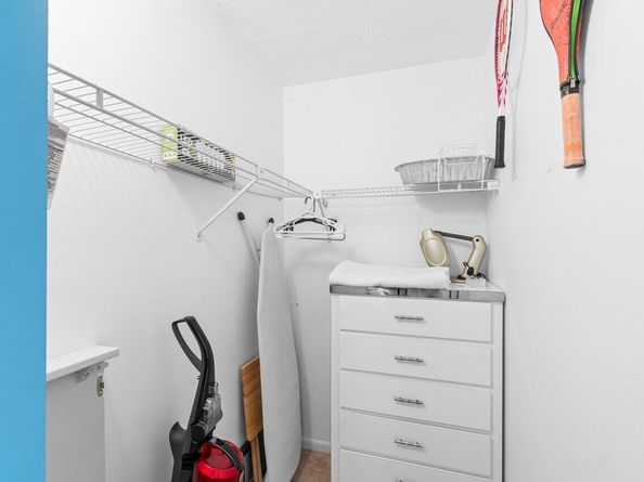 234 Pine Hov Circle B1, Greenacres FL 33463