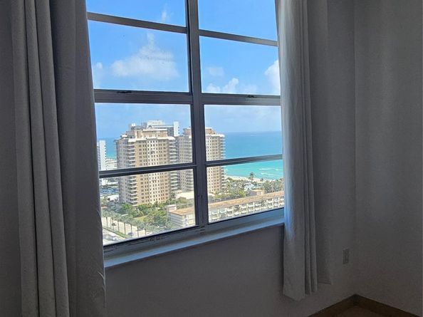 1985 S Ocean Dr 20D, Hallandale Beach FL 33009