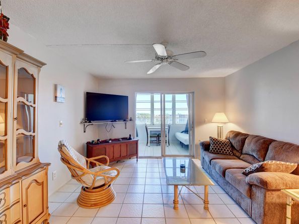 2620 NE 1st Court 403, Boynton Beach FL 33435