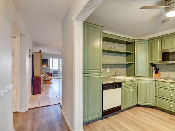 2620 NE 1st Court 403, Boynton Beach FL 33435