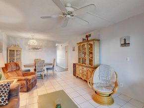 2620 NE 1st Court 403, Boynton Beach FL 33435