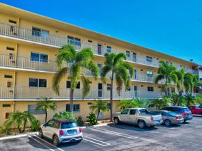 2620 NE 1st Court 403, Boynton Beach FL 33435