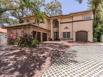 5970 SW 37th Ter