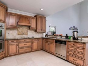 5970 SW 37th Ter, Fort Lauderdale FL 33312