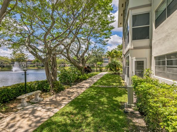 5102 NW 36th Street 408, Lauderdale Lakes FL 33319