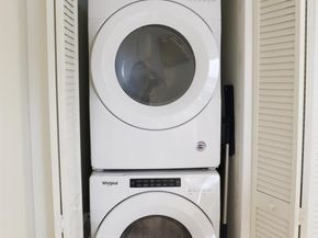 2000 Metropica Way 811, Sunrise FL 33323