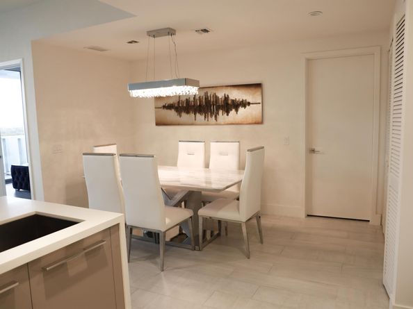 2000 Metropica Way 811, Sunrise FL 33323