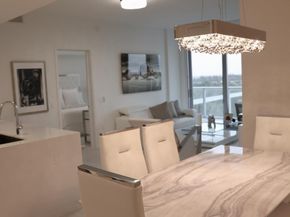 2000 Metropica Way 811, Sunrise FL 33323