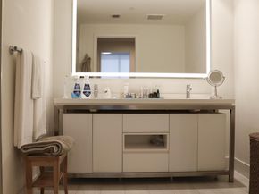 2000 Metropica Way 811, Sunrise FL 33323