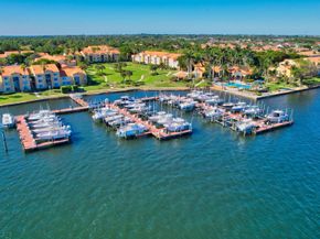 127 Yacht Club Way 111, Hypoluxo FL 33462
