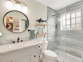 127 Yacht Club Way 111, Hypoluxo FL 33462