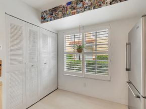 127 Yacht Club Way 111, Hypoluxo FL 33462