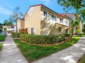 127 Yacht Club Way 111, Hypoluxo FL 33462