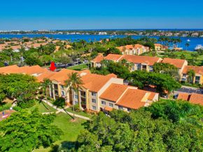 127 Yacht Club Way 111, Hypoluxo FL 33462
