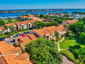 127 Yacht Club Way 111, Hypoluxo FL 33462