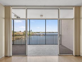 11390 Twelve Oaks Way 420, North Palm Beach FL 33408